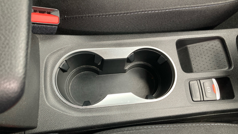 Renault Captur 1.3 TCE 140 Iconic 5dr Petrol Hatchback